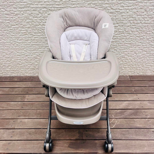 <現貨> Combi x Toyrus JP 限定 Simplight 兩用餐搖椅